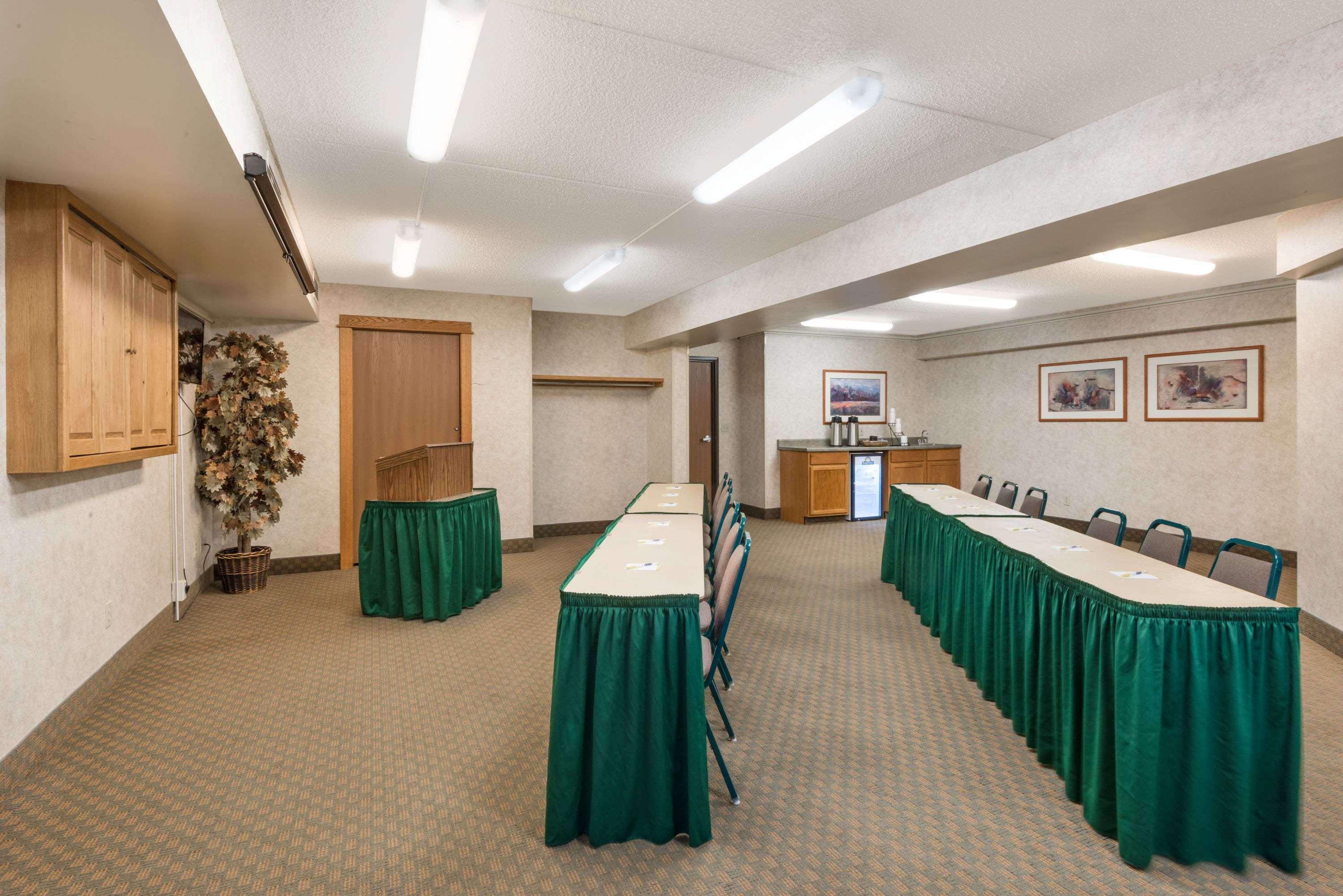 Days Inn & Suites By Wyndham Bozeman Exterior foto