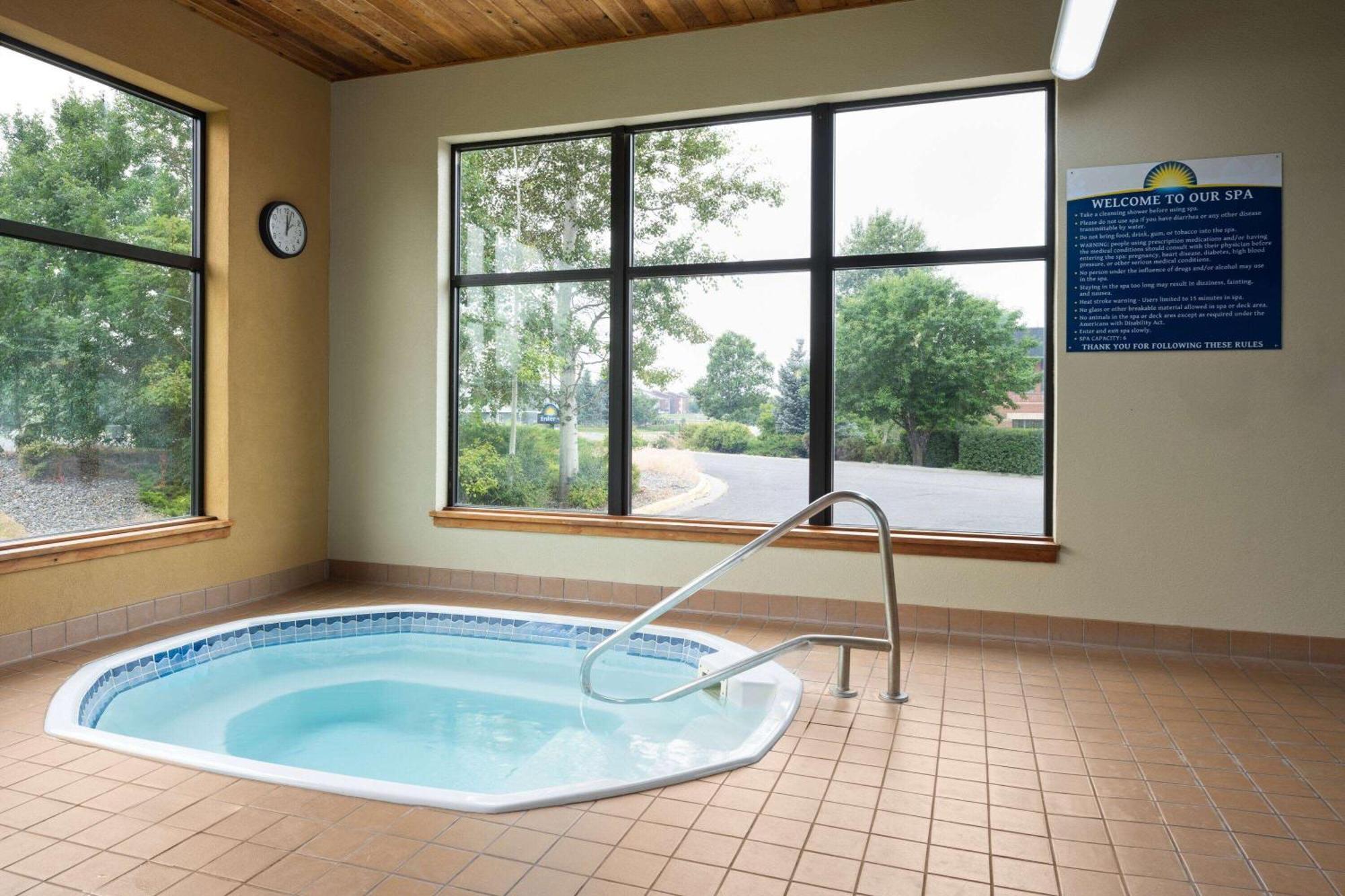 Days Inn & Suites By Wyndham Bozeman Exterior foto