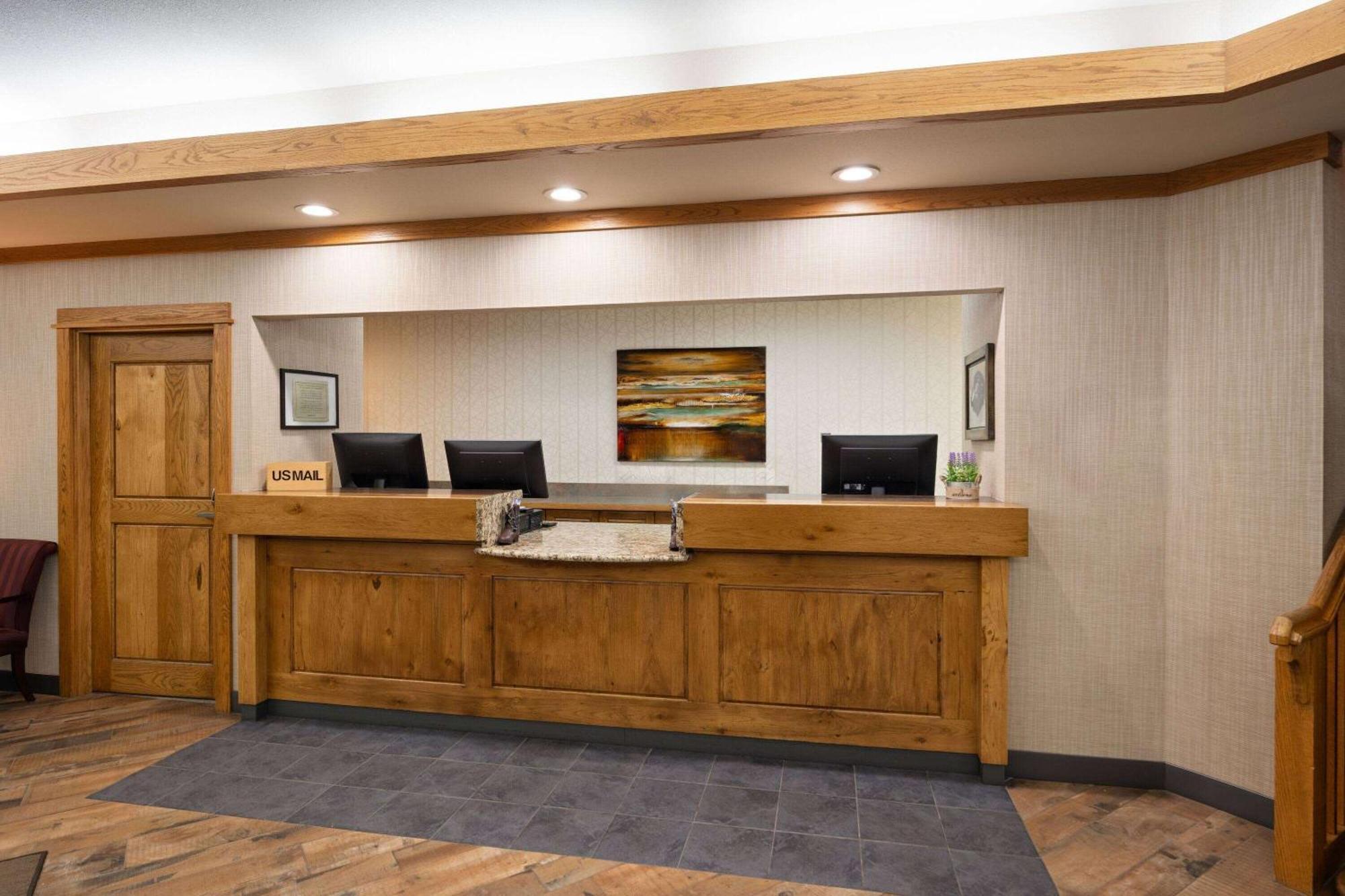 Days Inn & Suites By Wyndham Bozeman Exterior foto